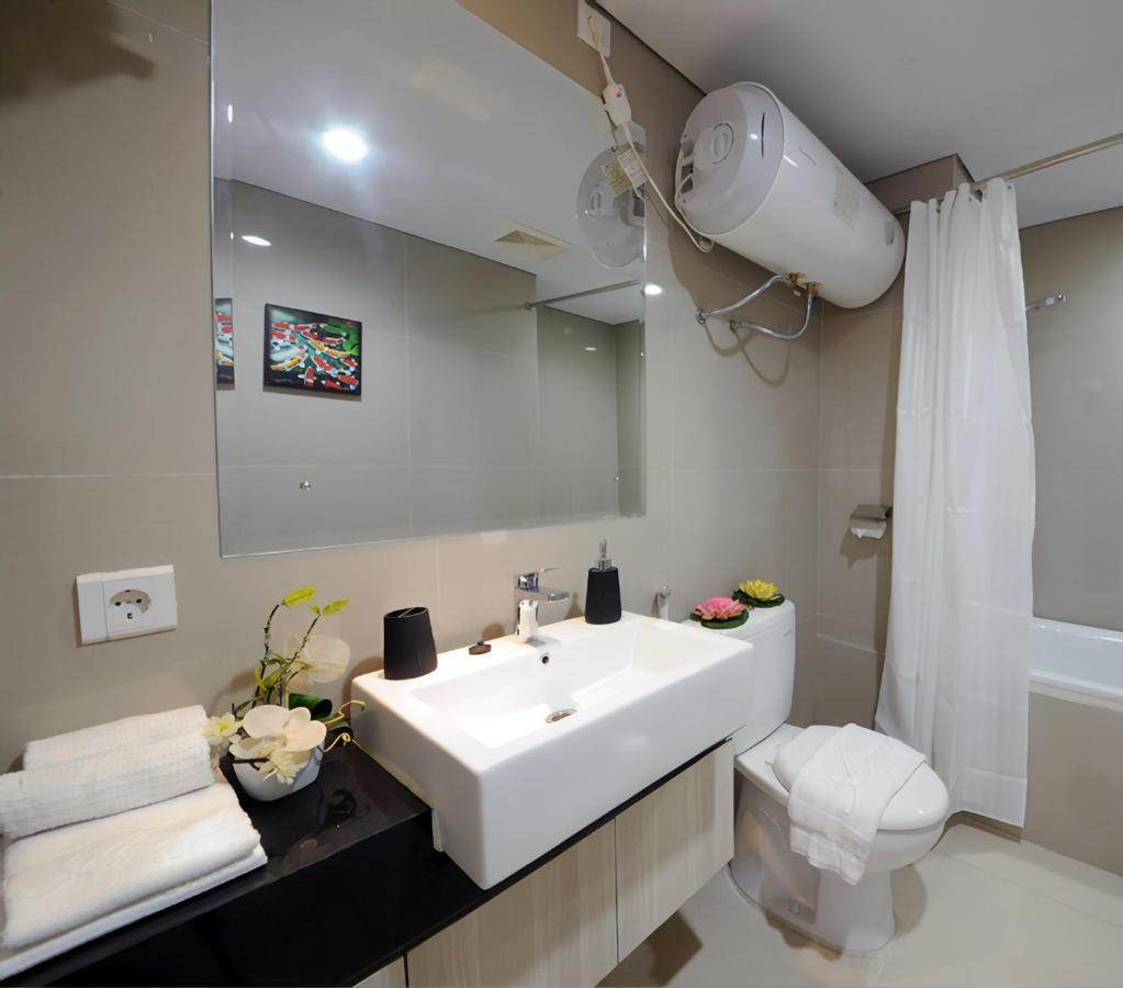 Azalea Suites Cikarang By Jayakarta Group เบกาซิ ภายนอก รูปภาพ