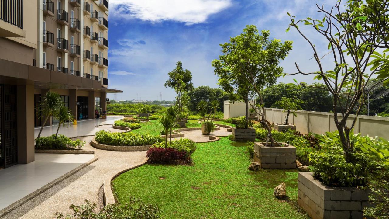 Azalea Suites Cikarang By Jayakarta Group ภายนอก รูปภาพ