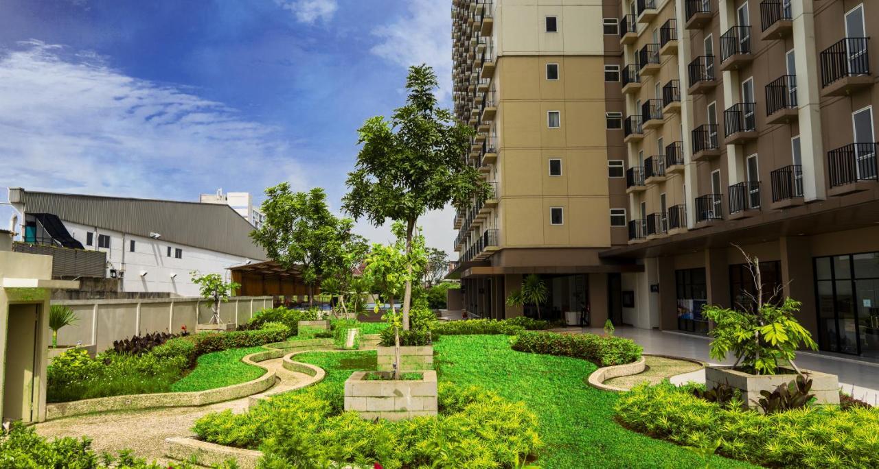 Azalea Suites Cikarang By Jayakarta Group ภายนอก รูปภาพ