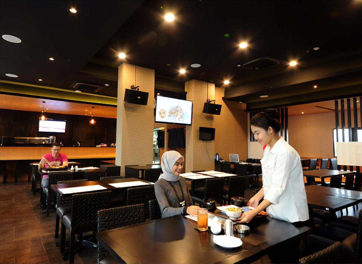 Azalea Suites Cikarang By Jayakarta Group ภายนอก รูปภาพ